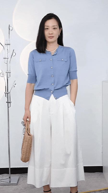 穿来穿去还是黑白配最高级,开衫薄毛衣外套时髦洋气