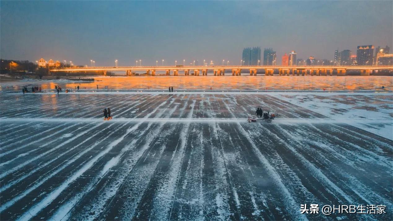 冰雪的节日全民的狂欢，跟着节庆冬游“童话龙江”