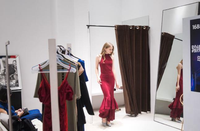 大部分模特一个月的真实收入揭秘,国外模特一个月能挣多少钱