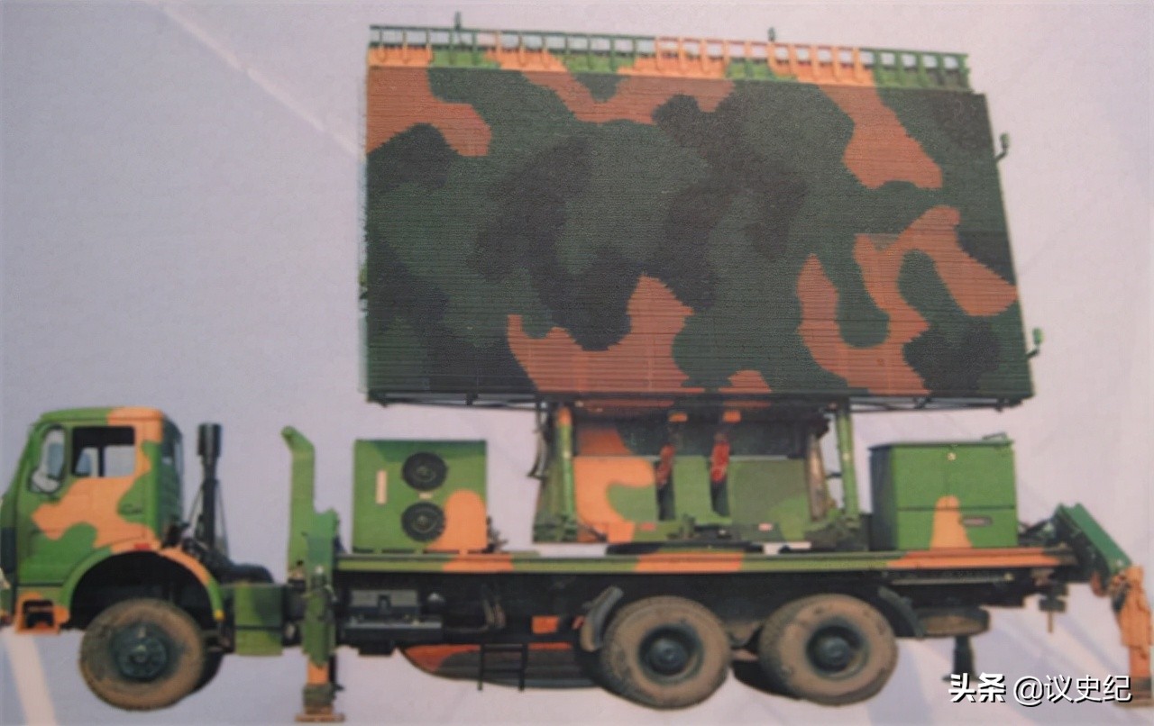 2008年厄瓜多尔,厄瓜多尔低价购买装备