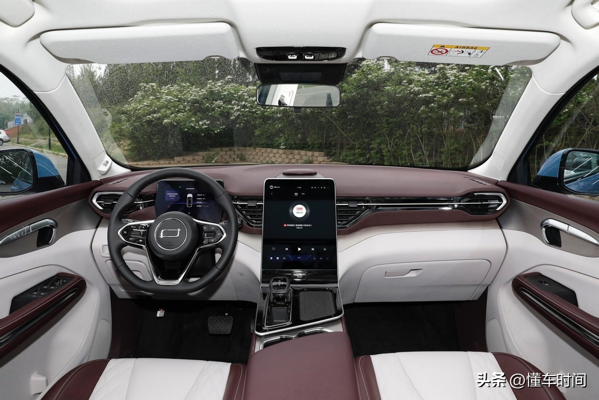 能够让你随心选装的一汽奔腾t90,奔腾t90豪华与性能的完美结合