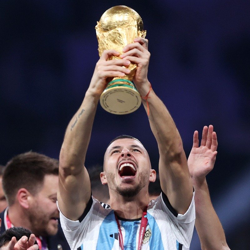 梅西同款阿根廷球衣,梅西阿根廷冠军球衣价值