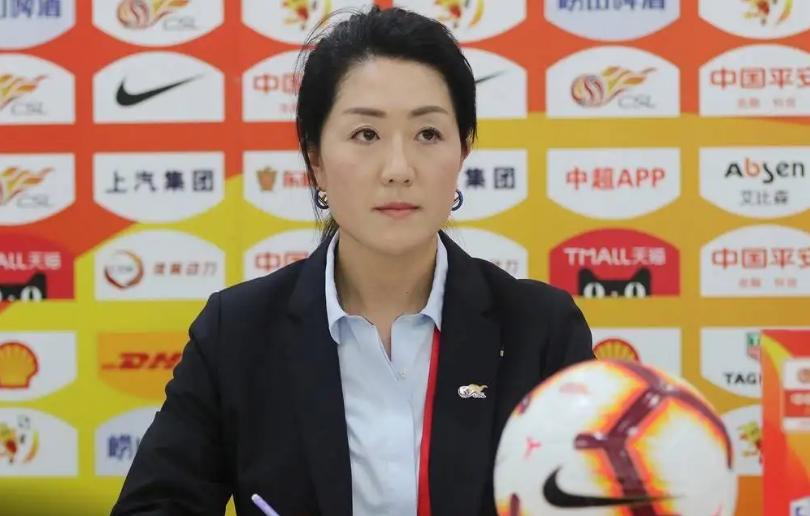 浦玮巩汉林,巩汉林批评某足球队完整的视频