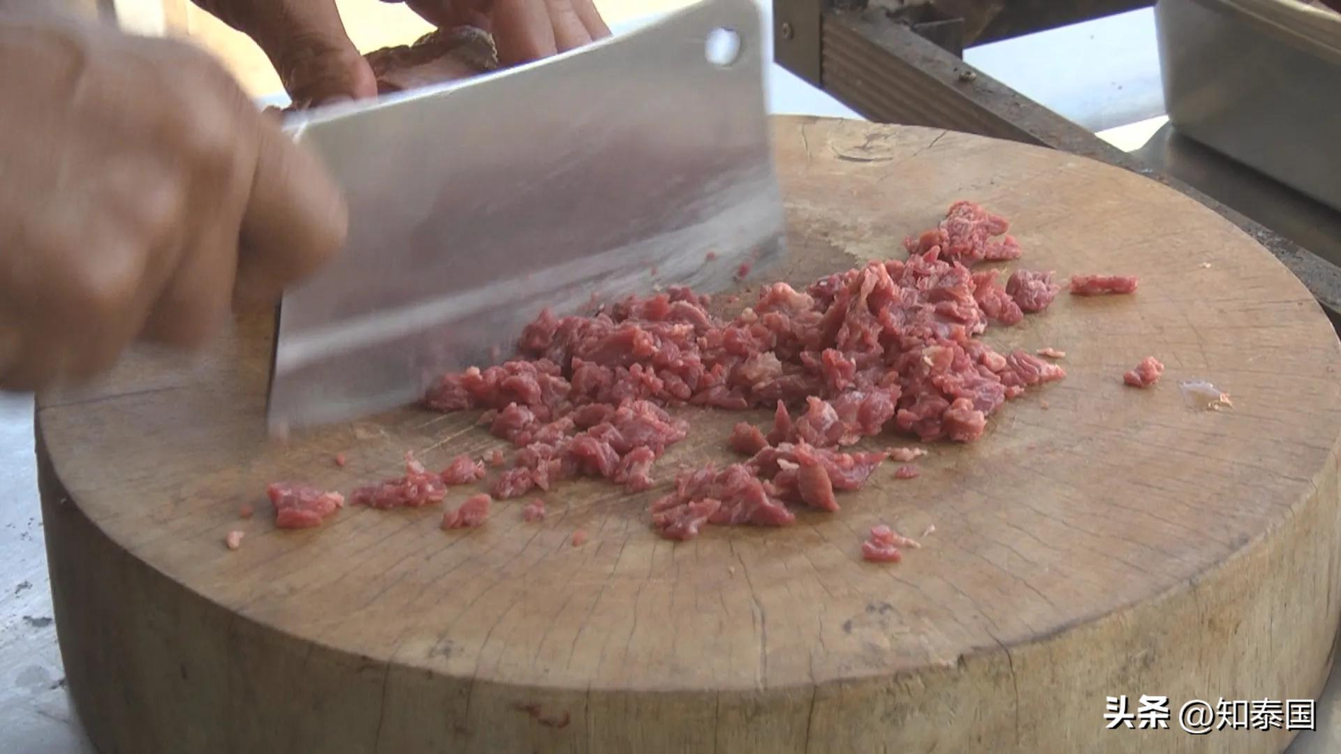 泰国身材超好的男网红,泰国帅哥猛男走红