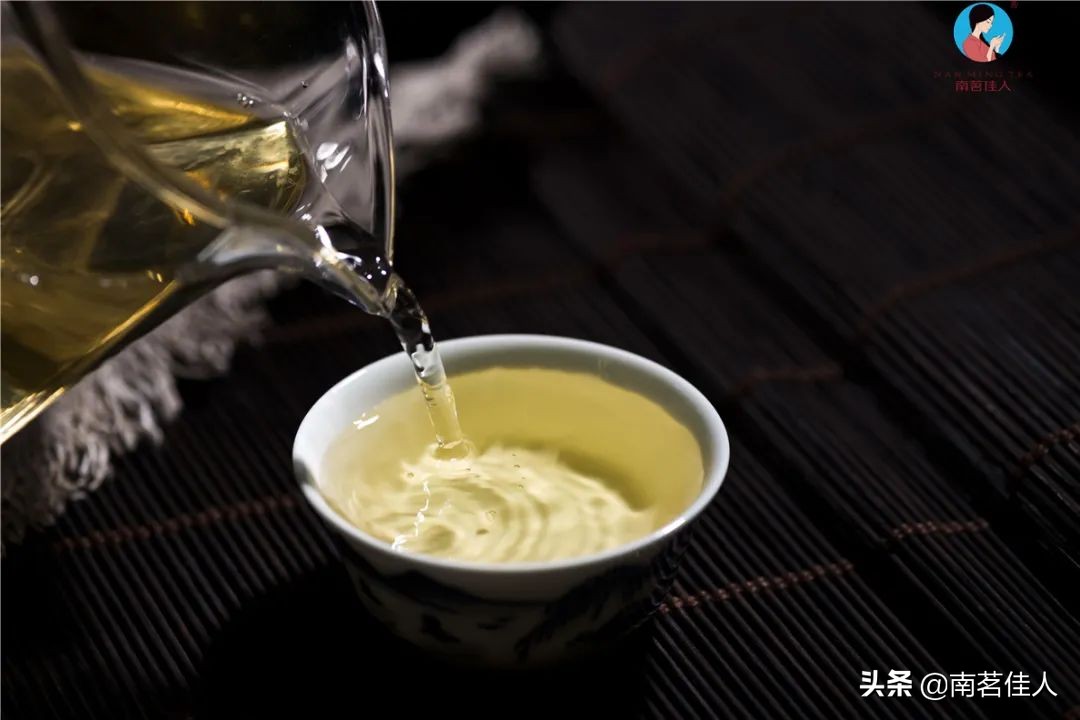 普洱茶一般多少泡后才能回甘生津,普洱茶回甘生津能到喉咙吗