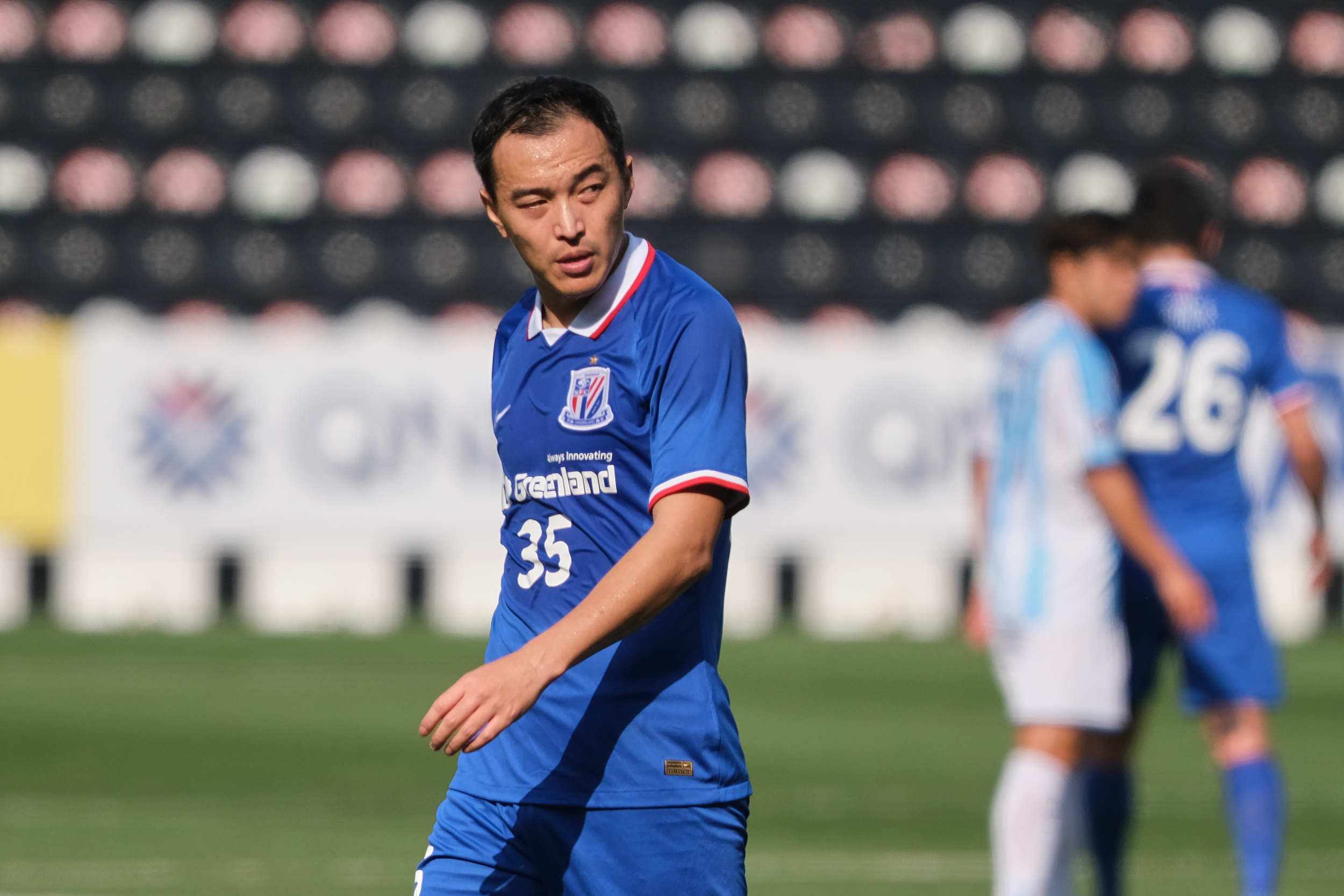 巩汉林和冯潇霆对足球的言论,鹿晗为足球做贡献