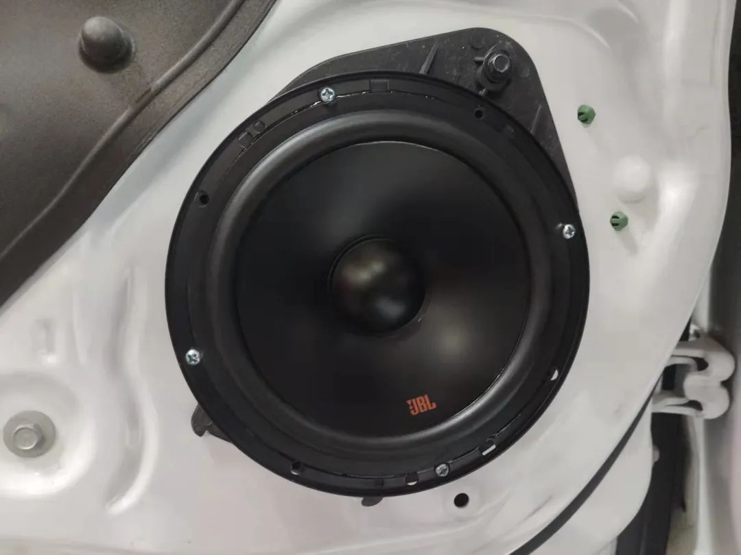 迈锐宝jbl原车音响试听,迈锐宝换jbl6500c音响