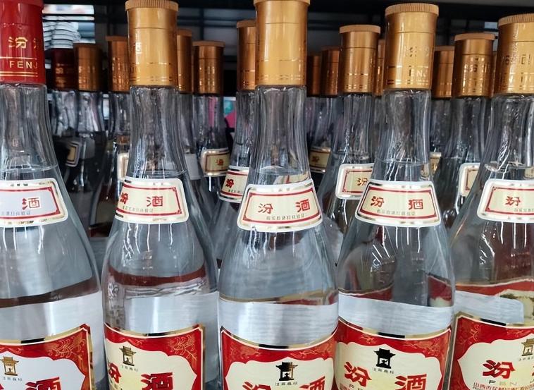 哪种纯粮食酒又便宜又好喝,超市最好卖的粮食酒