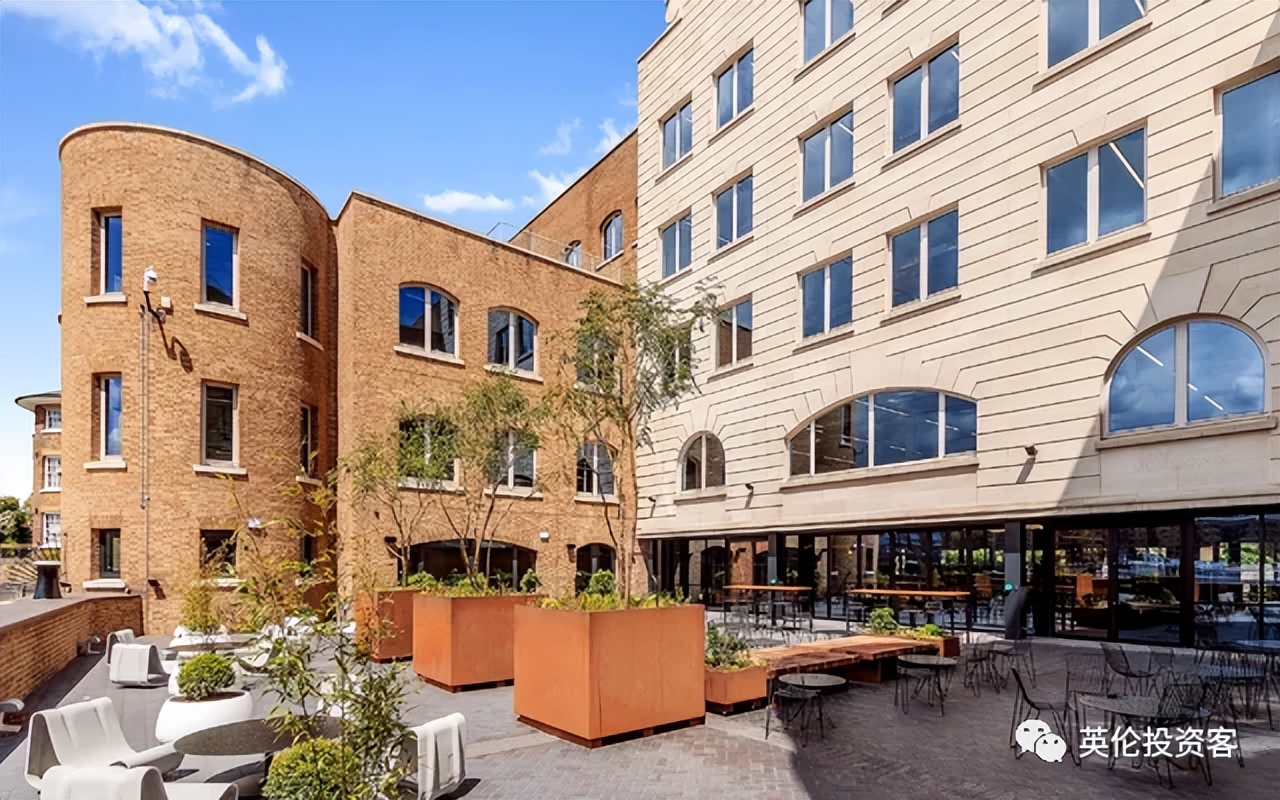 新加坡首富买房,400亿买下前首富大楼