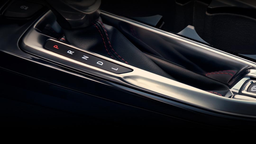 雪佛兰星迈罗最低配试驾,大黄蜂星迈罗2022款落地价