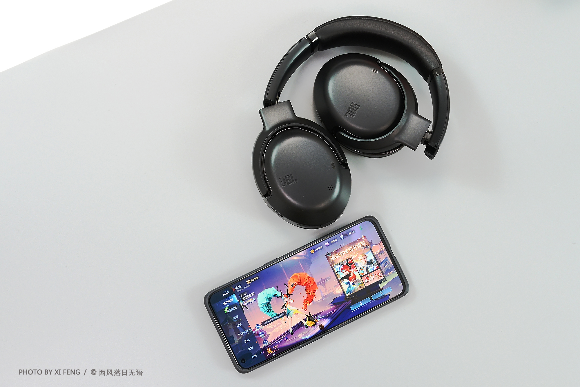 SONY、Bose、JBL三大信仰品牌，顶级降噪大头戴，换你会选谁？