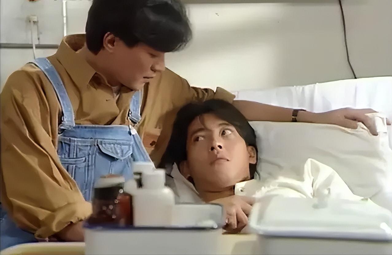 港片弟弟残疾长大后报复哥哥,港剧哥哥教训犯错弟弟