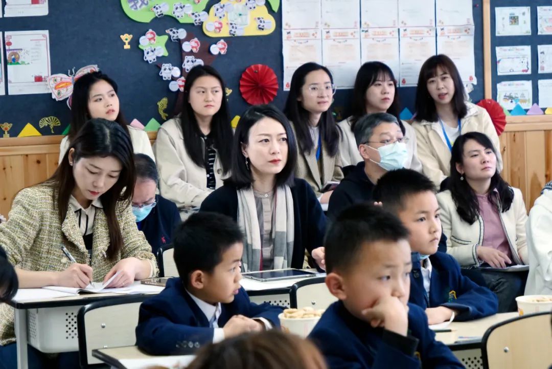 2018年小学一年级招生范围,师上学校小学部招生电话