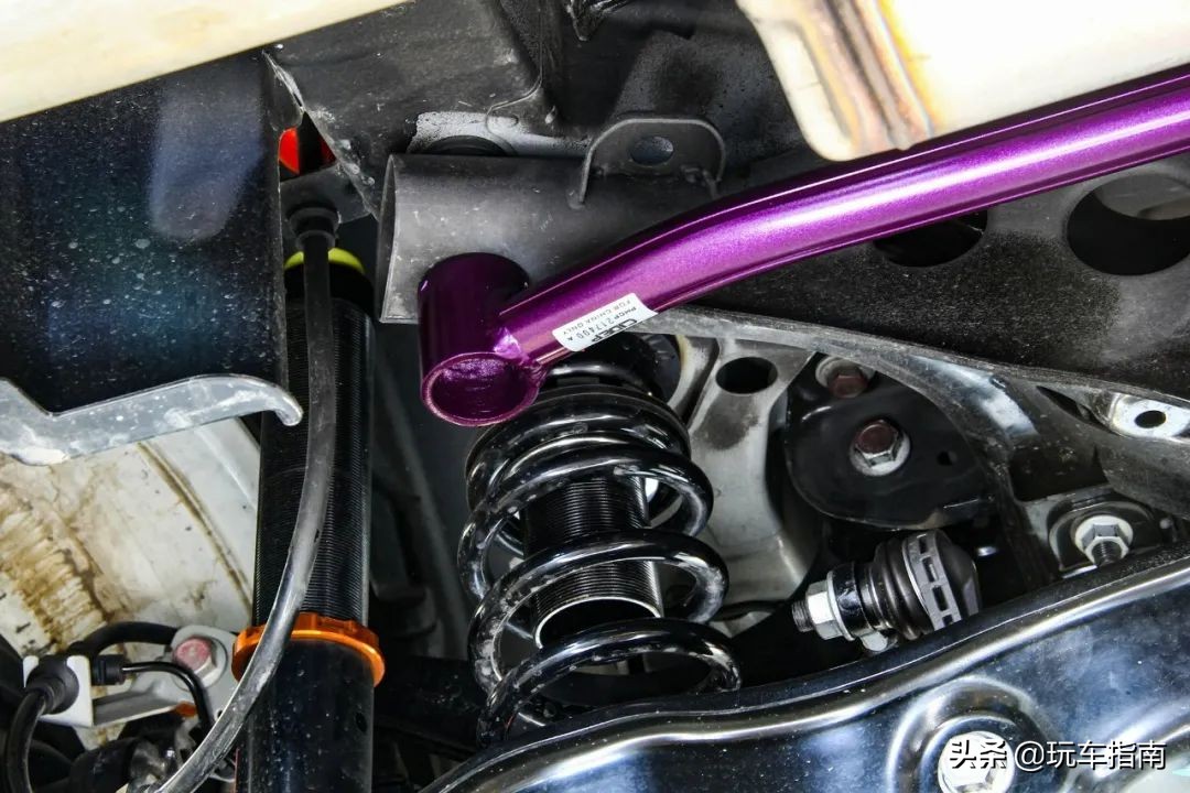 传祺影豹j152021跟2023款有什么区别,传祺影豹r1.5tr-style赛道版落地价