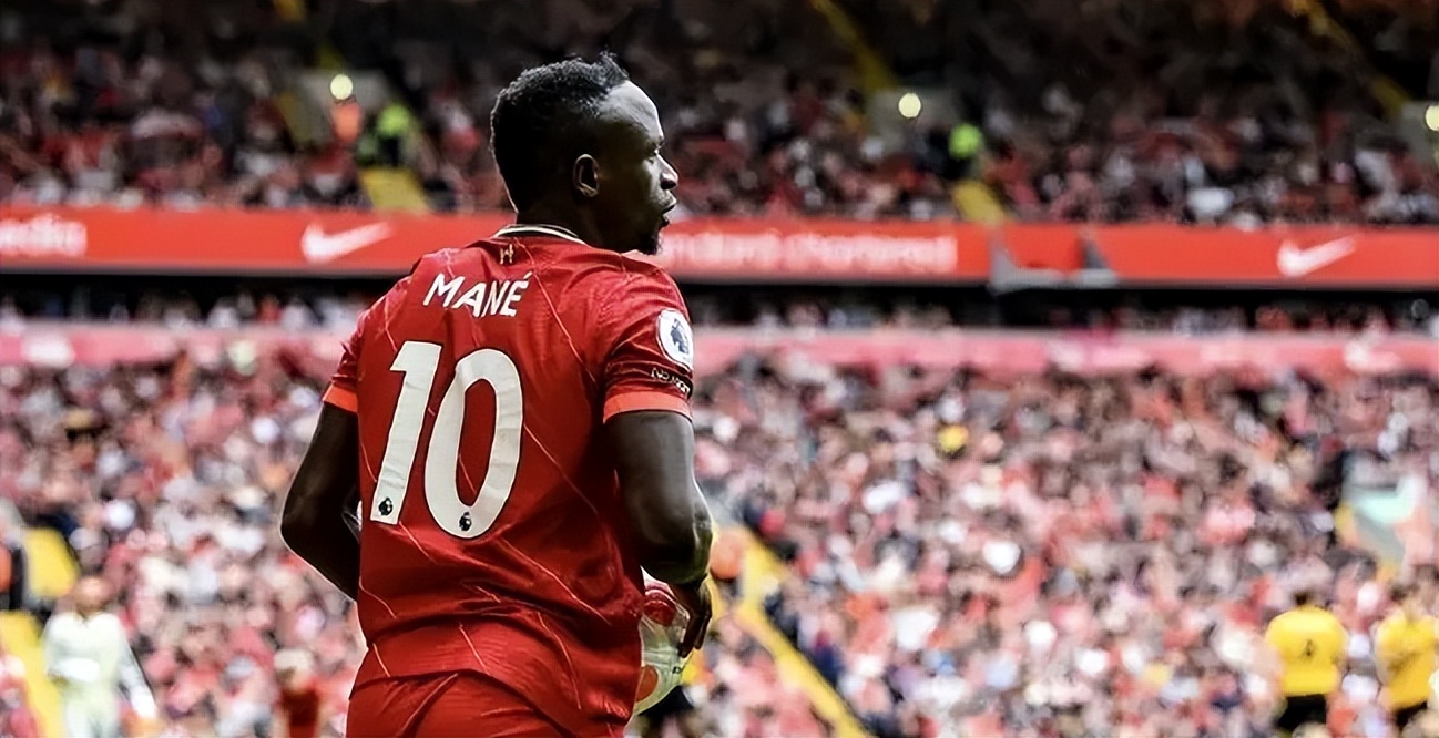 马内转会拜仁接班莱万，记者采访展现高情商，球迷终于松了口气