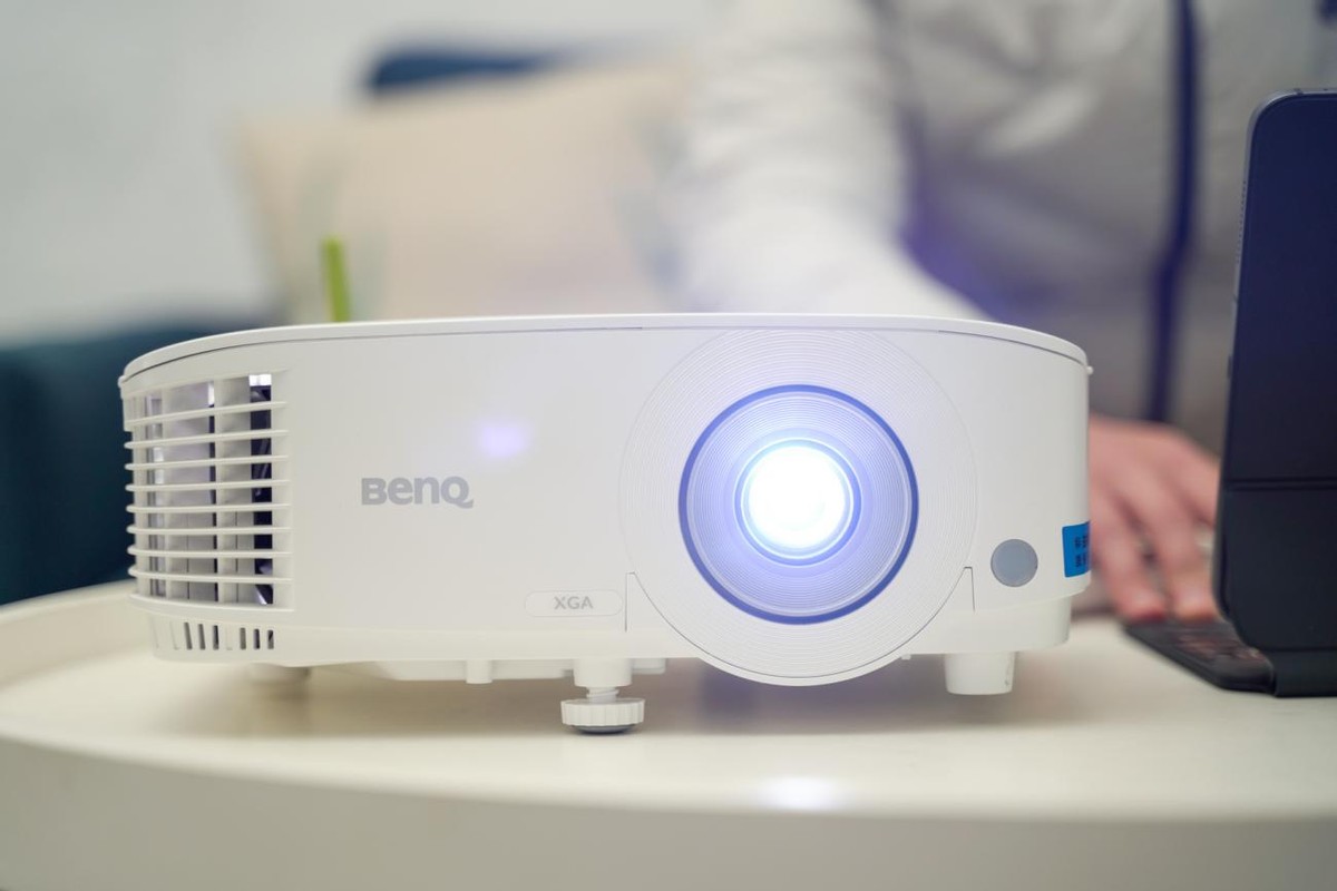 明基智能商务投影仪e520,明基投影仪e520可以用手机控制吗