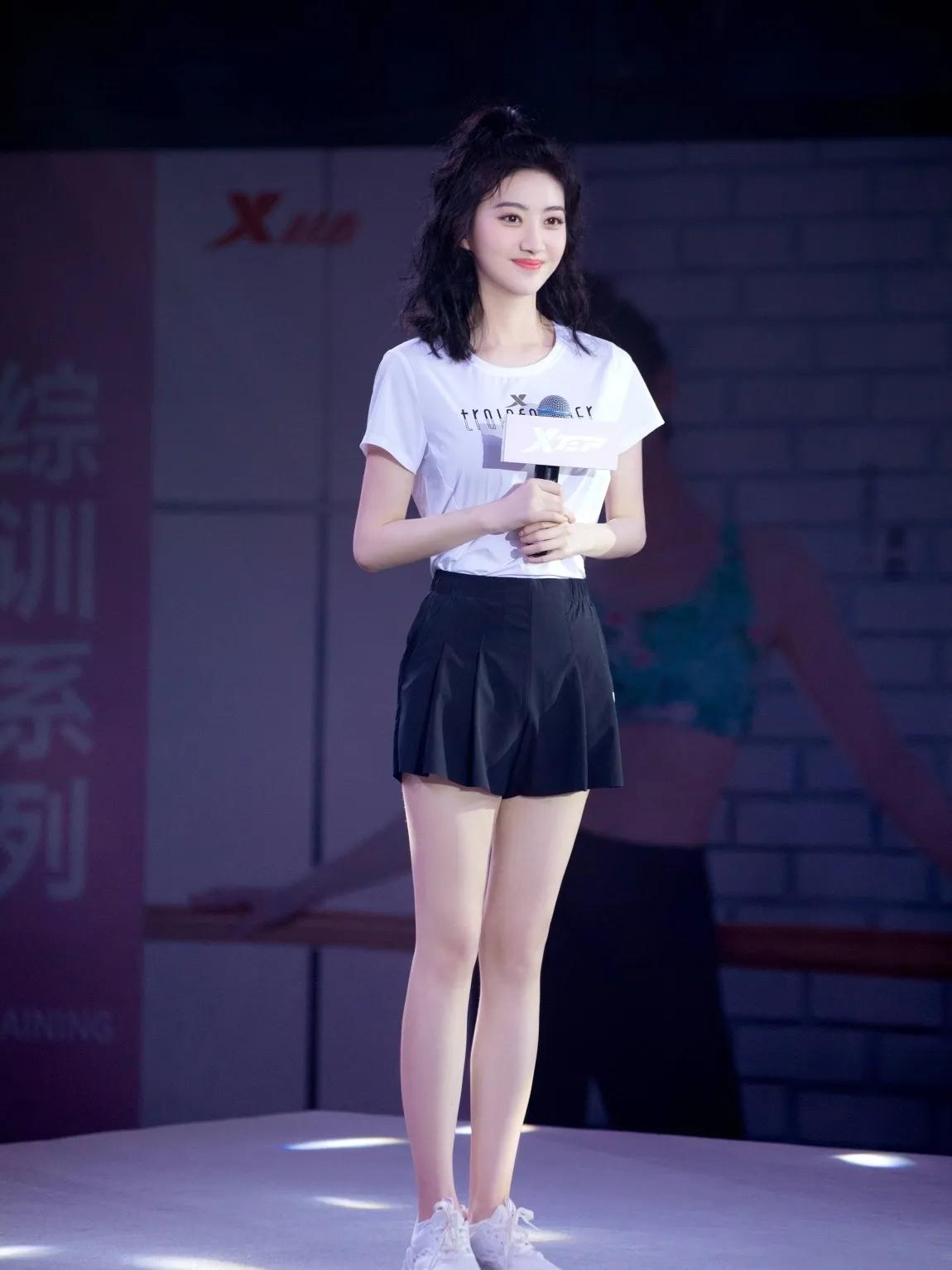 张继科和景甜图片大全,景甜迷倒男人的魅力