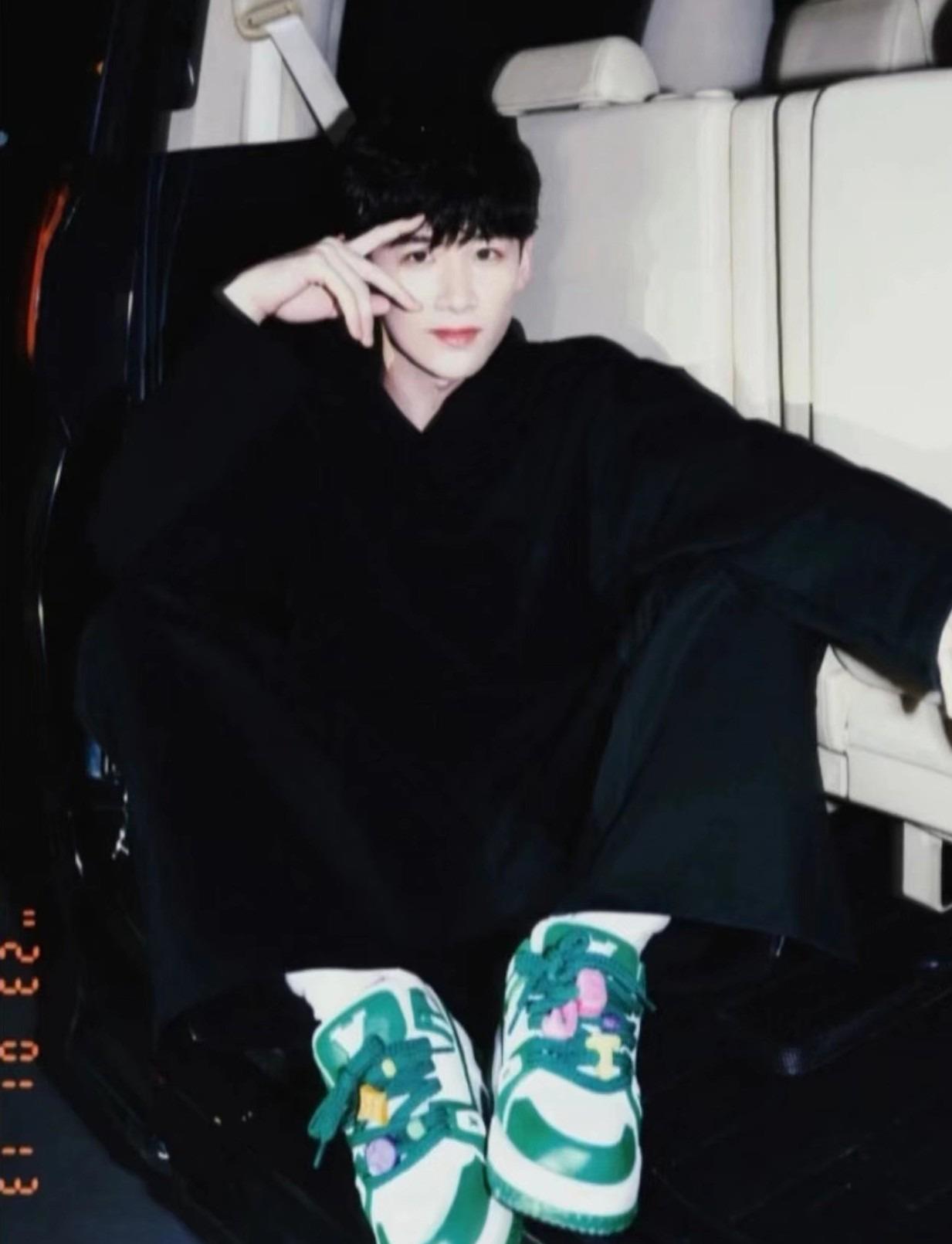 明星同款鞋平价好物,扒一扒明星同款鞋