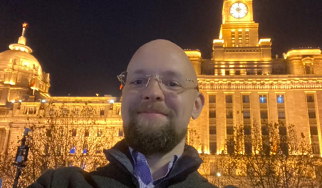 美国华裔小伙娶上海女孩,美国帅小伙娶中国女孩生混血萌娃