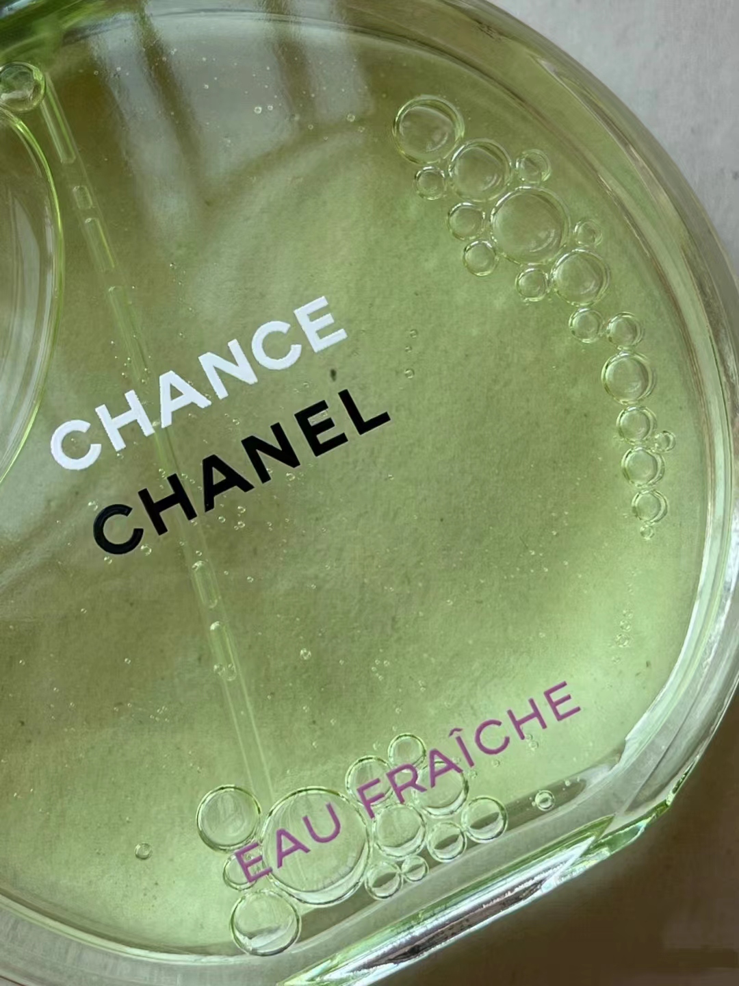 夏天必备香水大牌女,清新一点的有夏天味道的香水推荐