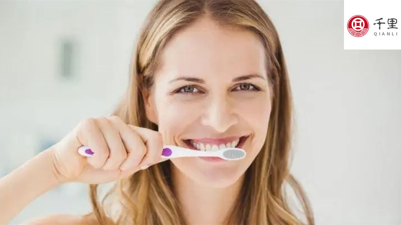 吃大蒜多了味重怎么消除,大蒜吃得多了胃难受怎么办