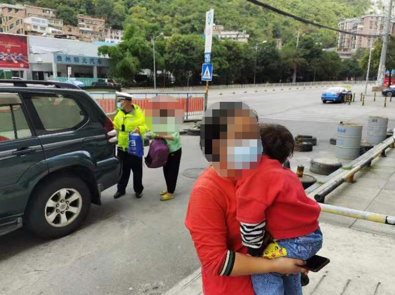 【抗疫一线】贵州贵阳：静动之间，“疫”起守护！264个小时，他们把这道“防线”，筑到群众心坎上......