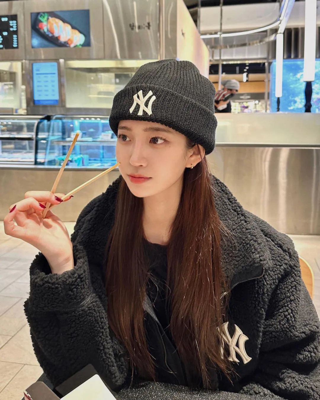 篮网不敌公牛德罗赞多少分,明日公牛对阵鹈鹕德罗赞出战