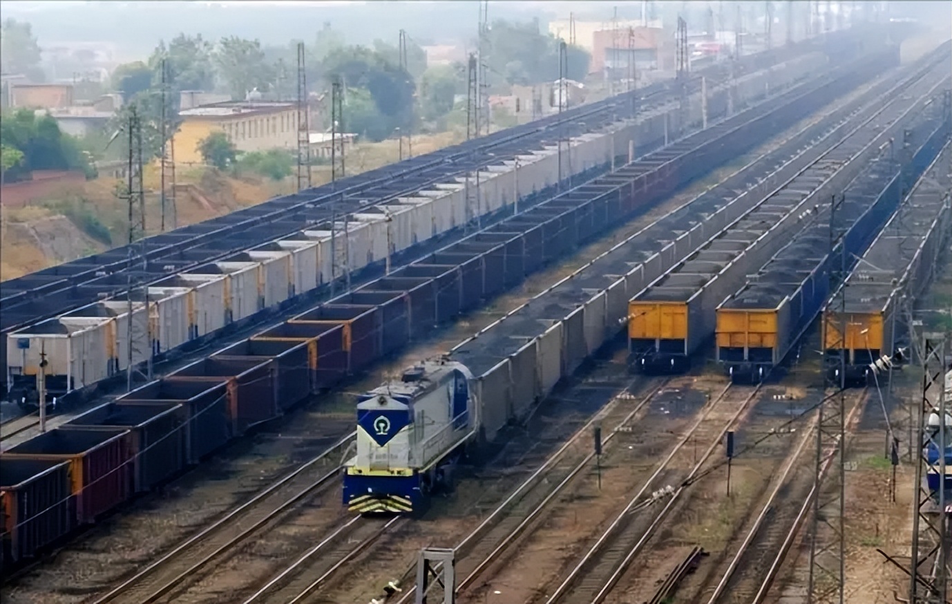 2023年基建对经济增长拉动不明显,通过基建拉动经济叫什么主义