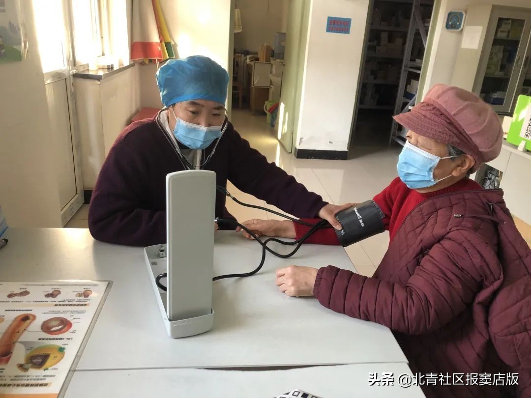 轻伤不下火线继续战斗,轻伤不下火线跪着也要工作