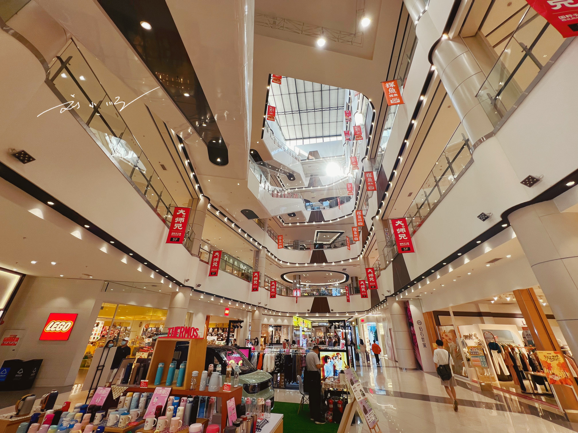 番禺广场地铁哪个出口有大型商场,广州番禺地铁直达的商场