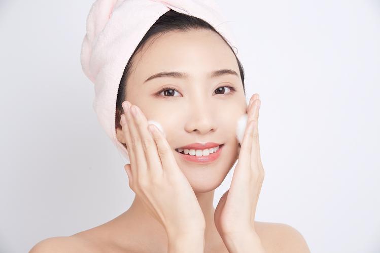 喝柠檬水的注意事项,喝柠檬水的好处文章