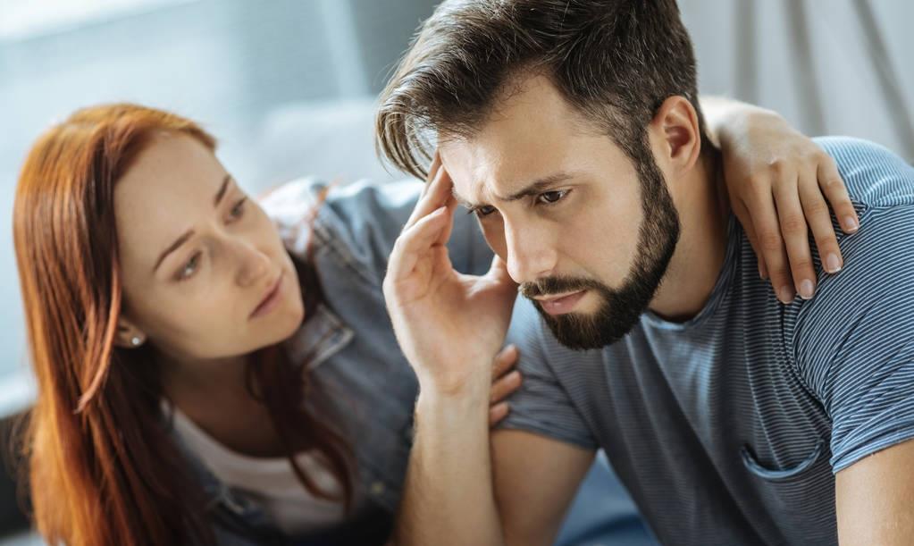 40岁老婆婚内出轨8年可以原谅吗,四十岁了老婆出轨该离婚吗