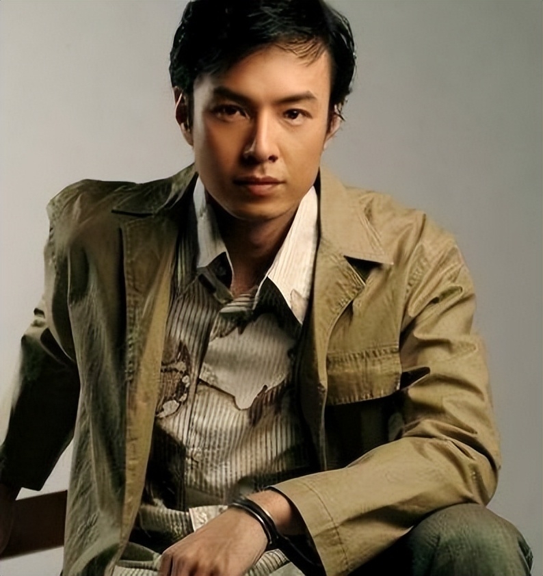 因穷被老婆嫌弃一怒之下继承家族,因为穷被女友抛弃逆袭