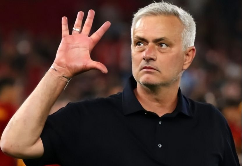 足坛十大教练被罚名场面,足坛五大教练