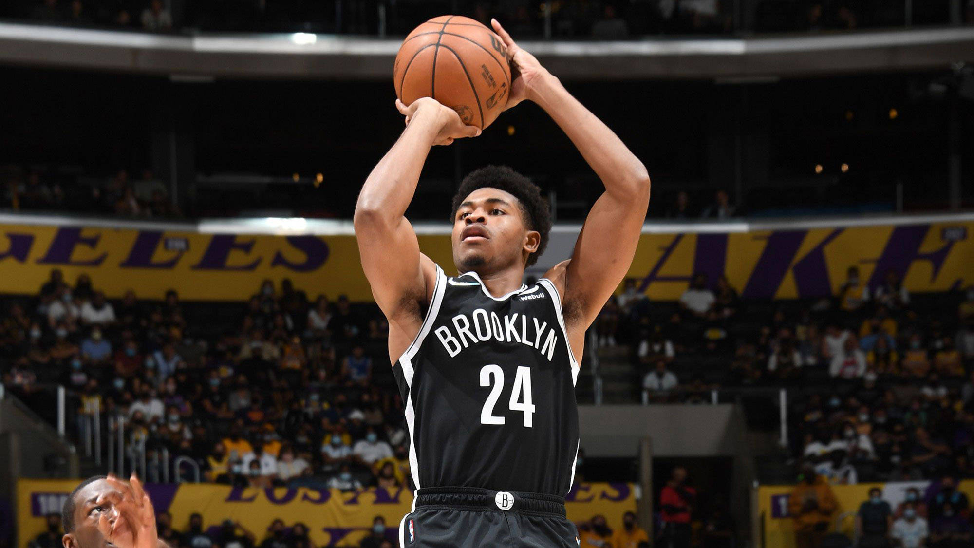 托马斯常规赛最高分,托马斯砍下32分6篮板