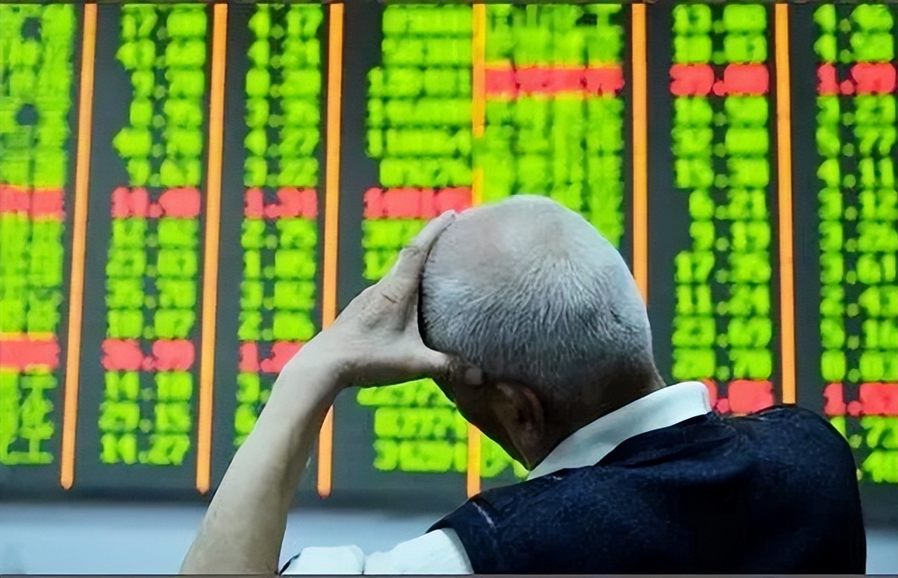 中国首富负债245亿,昔日首富成老赖资产甩卖无人问津