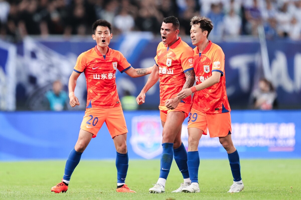 廖力生称丢球因很多不可控因素崔康熙:泰山队球员非常可怜