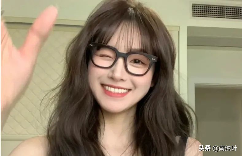 显白不漂掉色好看的发色,显白不明显掉色好看的发色