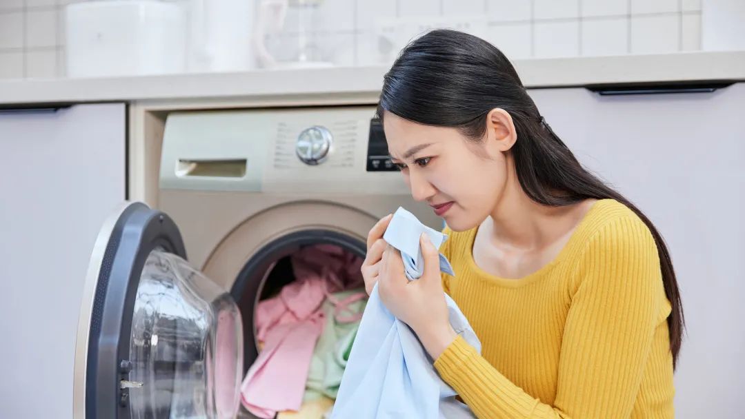 衣服洗完了怎么弄干,衣服清洗妙招家政