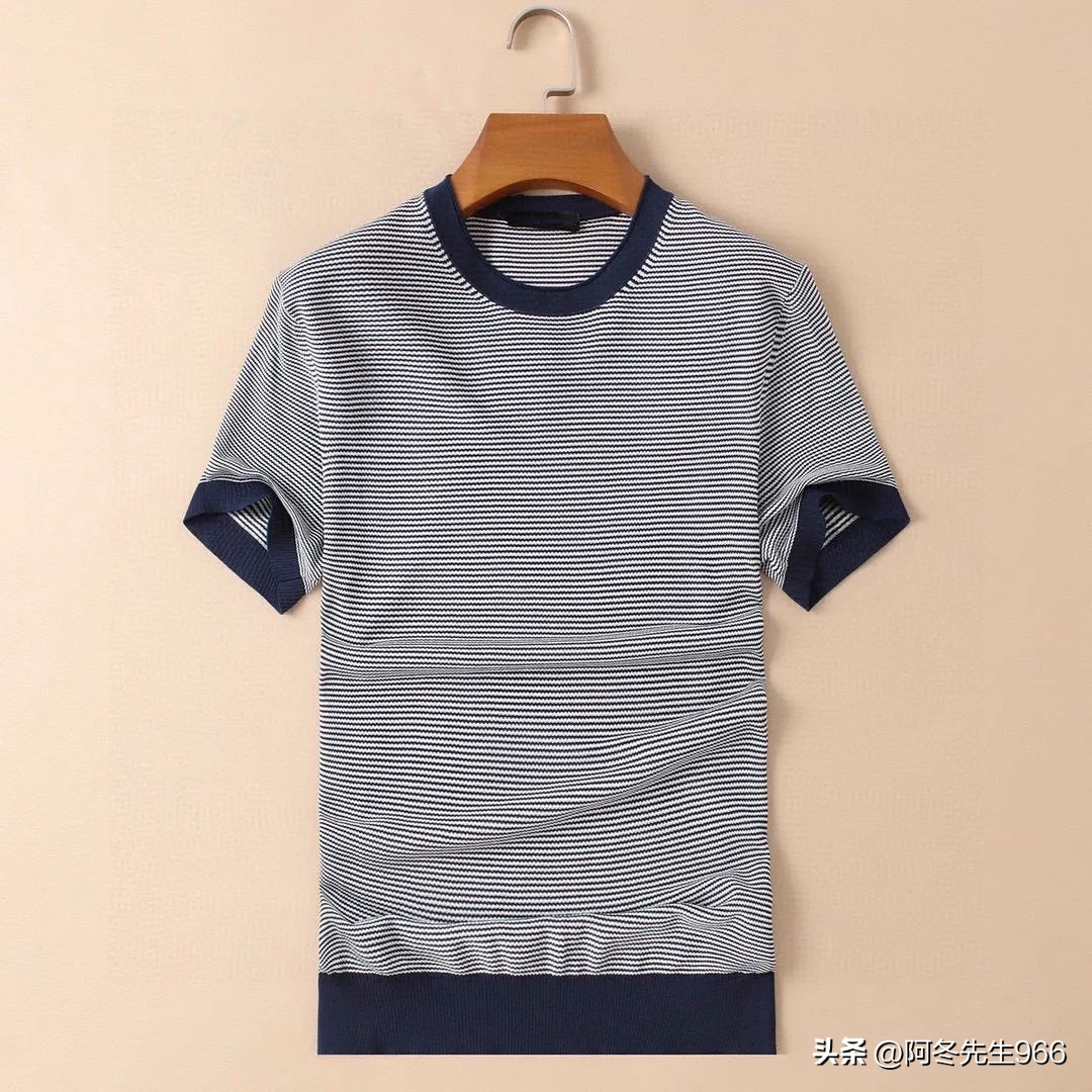 男士冰丝短袖t恤圆领,男士商务休闲短袖t恤搭配技巧