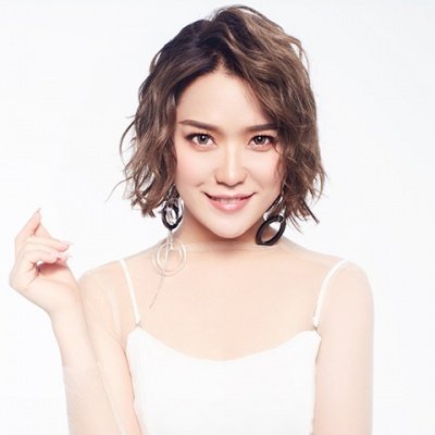 90后中国乐坛十大女歌手,国内50大女歌手排名榜名单