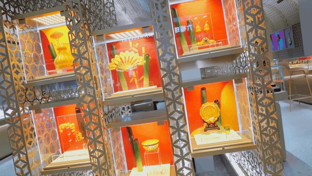 潮宏基襄阳首家非遗花丝概念店,潮宏基花丝工艺探店视频