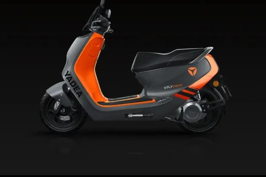 雅迪电动车新款g100max,雅迪g100max电摩