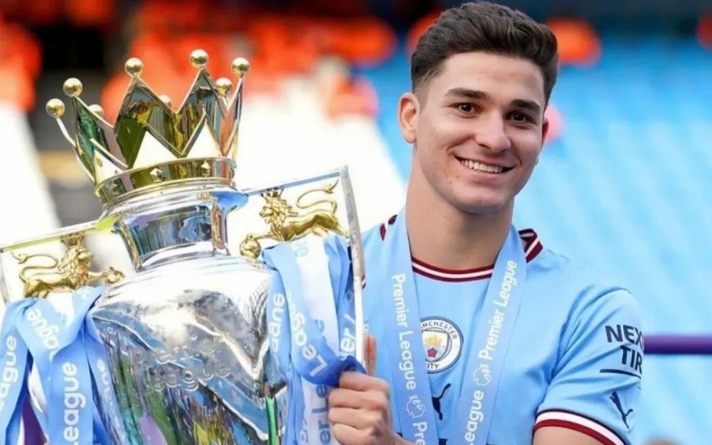 小蜘蛛阿尔瓦雷斯回曼城首秀,小蜘蛛阿尔瓦雷斯曼城表现