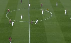 足球运动是平移吗,足球比赛换角度