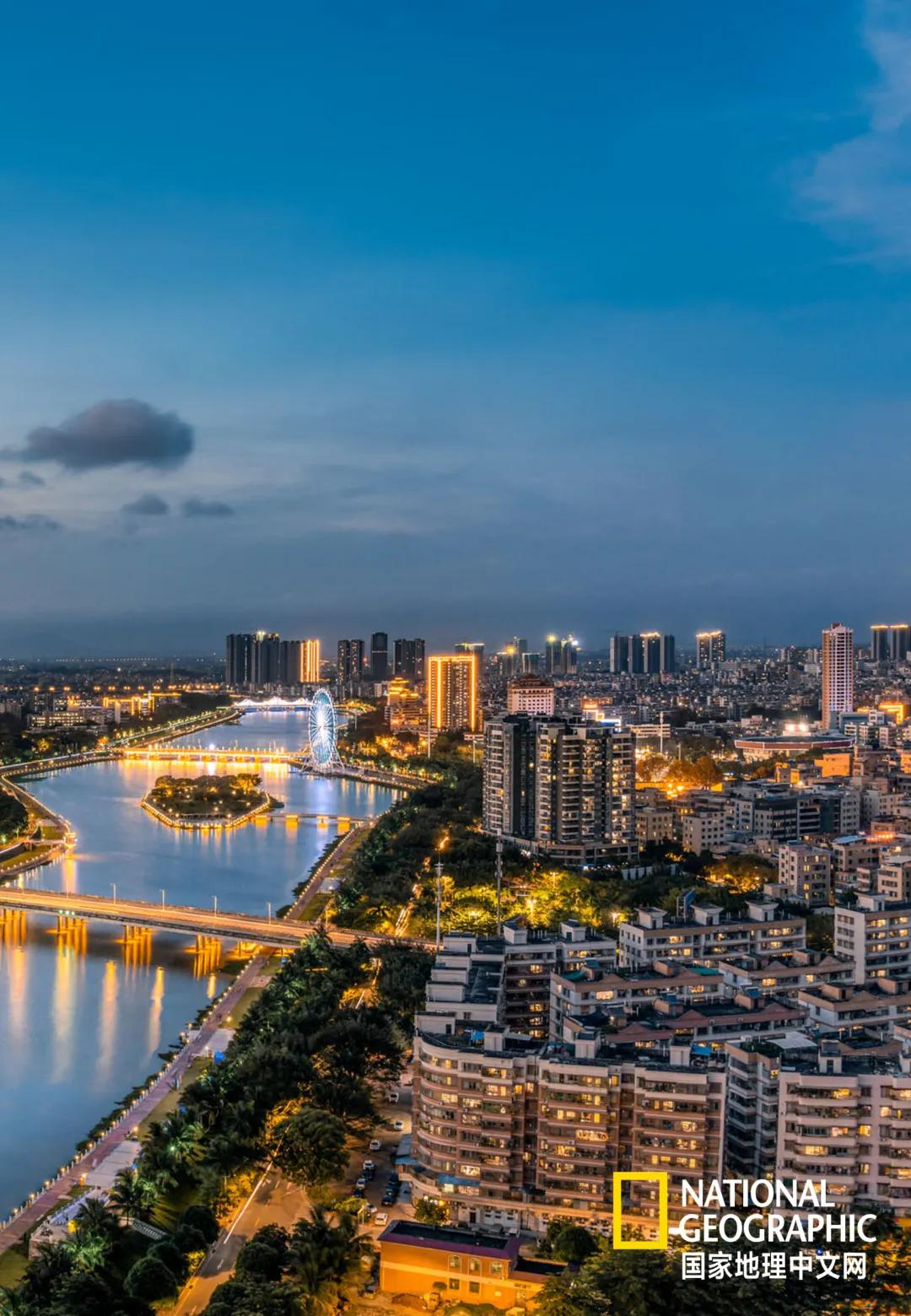 国家地理中文网英文,国家地理中文网在哪里