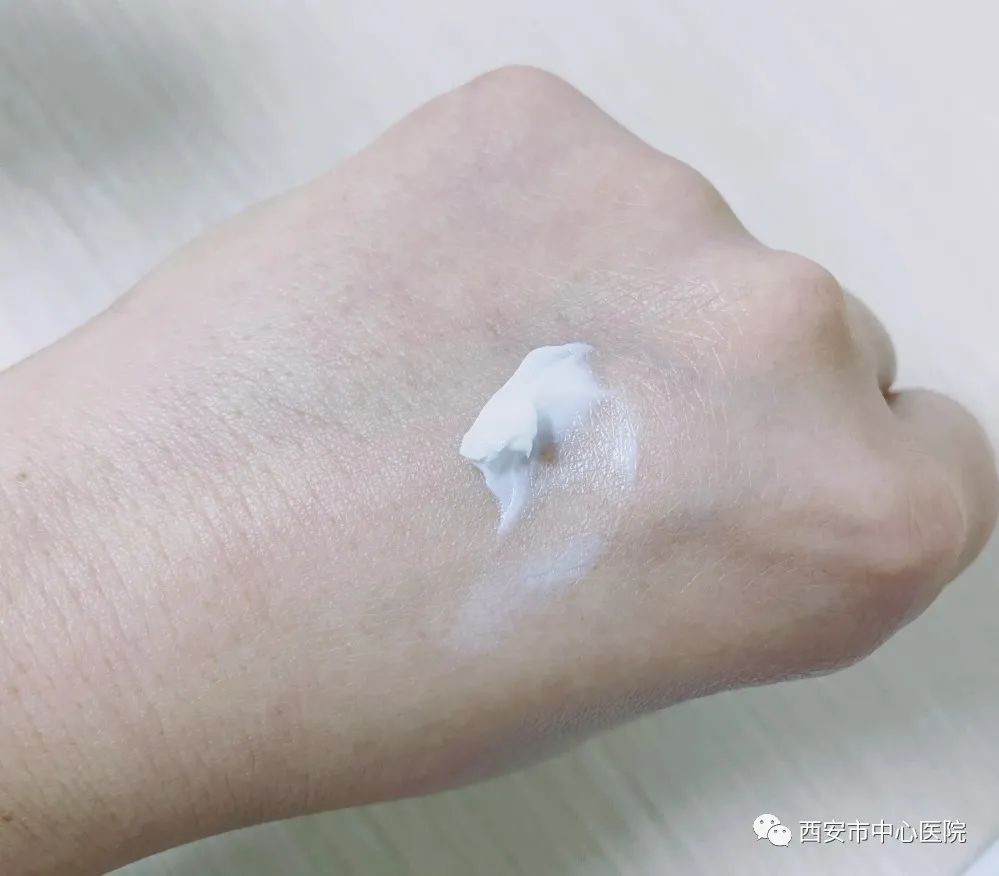 安医大自制维生素e乳膏能擦脸吗,谷幽兰维生素e保湿营养抑菌乳膏