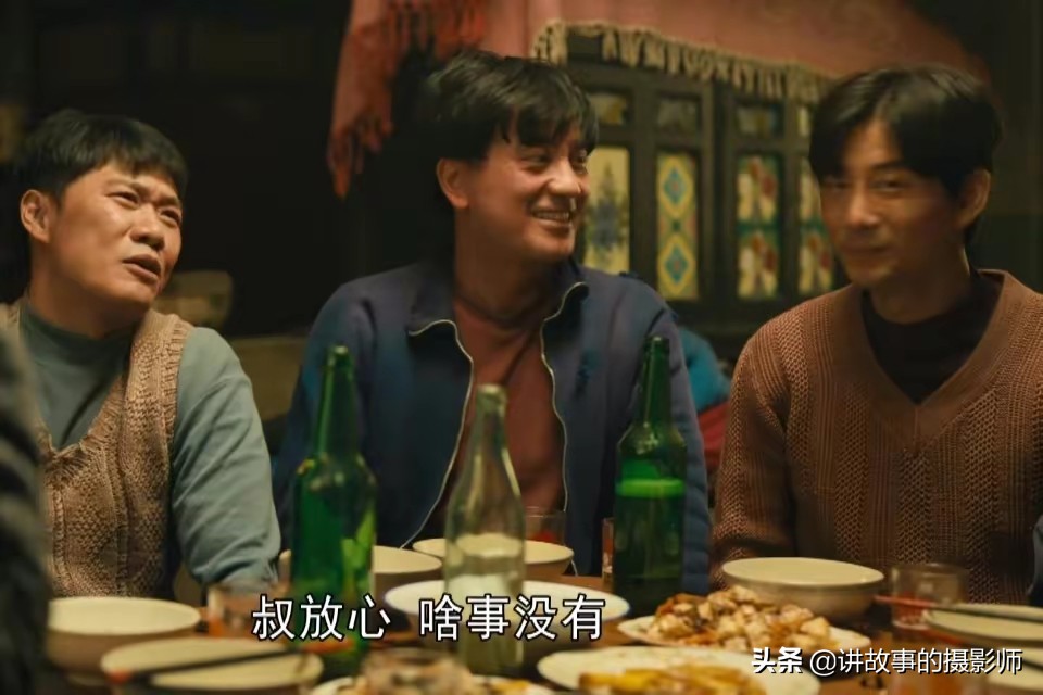 男人手相像女人手但硬的玄机,手相里看女人手枯如柴