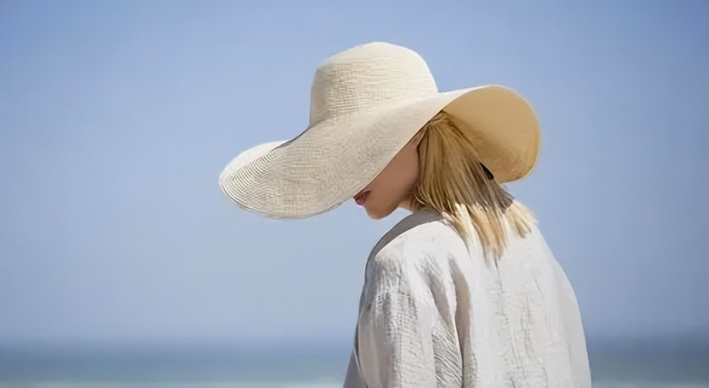 年少白了头说明什么,年少轻狂要注意什么