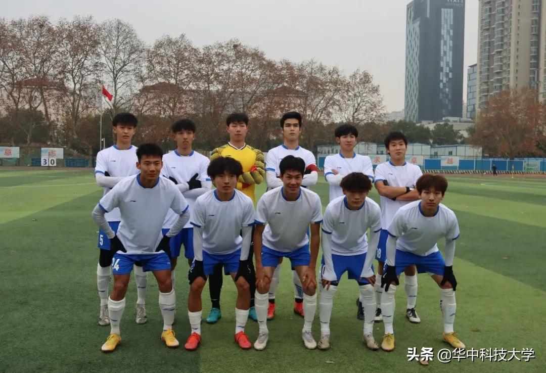 三连冠赛场完整视频,三连冠视频